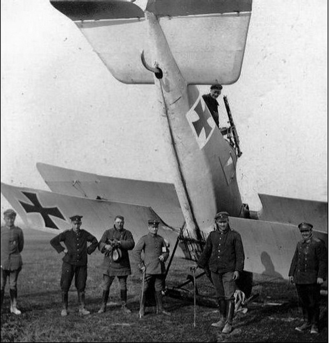 06 juin 1917. Biplan allemand.