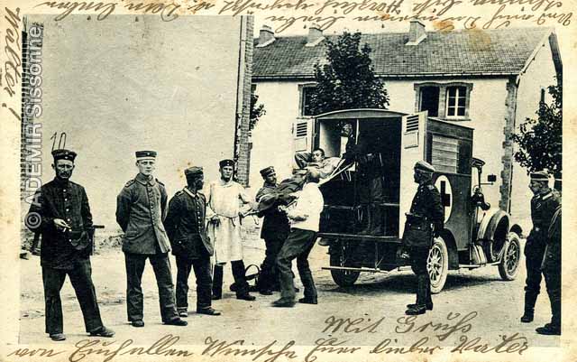 1916 - Transport d'un bless.