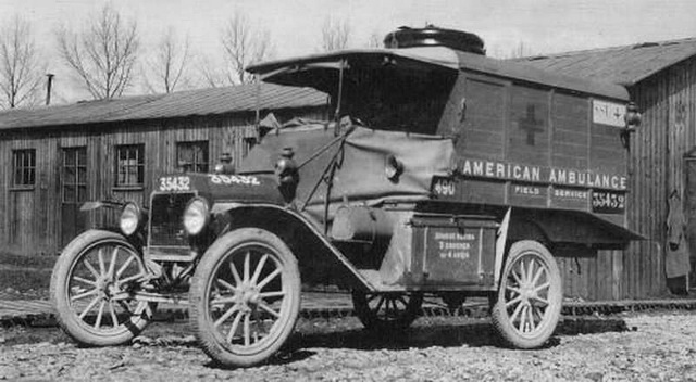 Une ambulance américiane