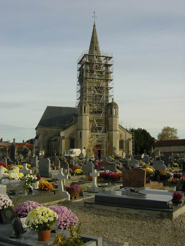 Novembre 2005 - L'église en travaux.